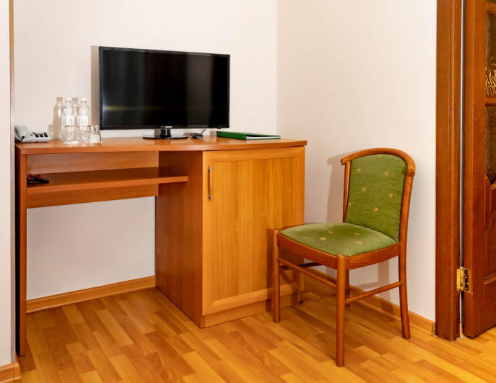 2-местный 2-комнатный номер полулюкс (главный корпус) - Оздоровительный комплекс «Десна»