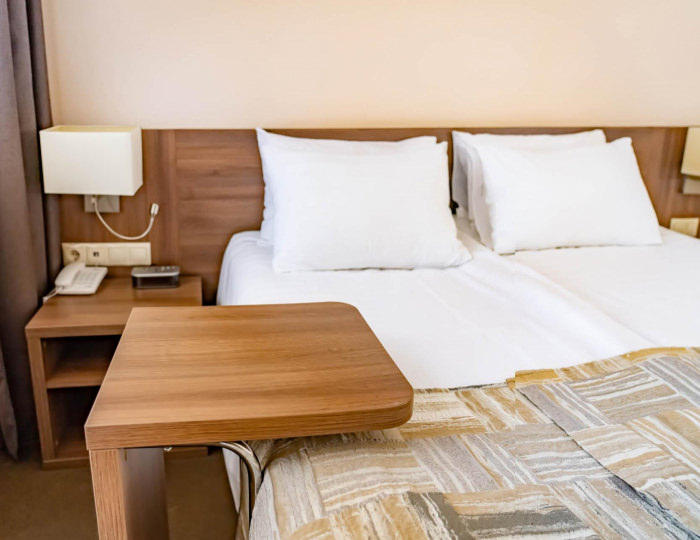 2-комнатные апартаменты люкс с 1 двуспальной кроватью (главный корпус) - Оздоровительный комплекс «Десна»