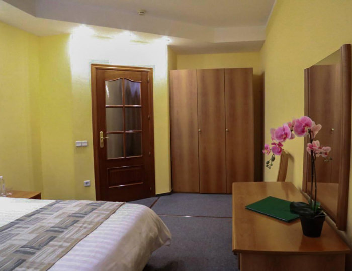 2-комнатные апартаменты люкс Урал - Оздоровительный комплекс «Десна»